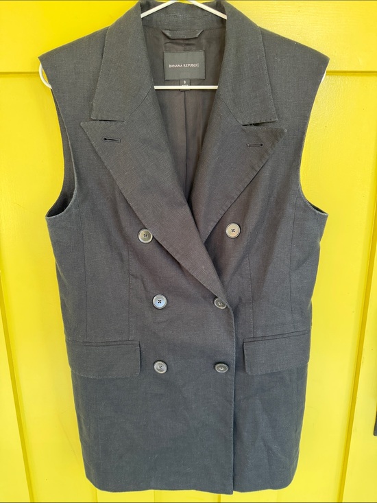 Banana Republic Jackets & Blazers - Banana Republic Double-Breasted Sleeveless Blazer Vest in Charcoal